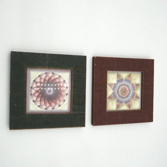 Set 2 Rustic Quilted Pattern Wall Art 7.5" Wooden Frames Large Star Dahlia - Picture 1 of 10